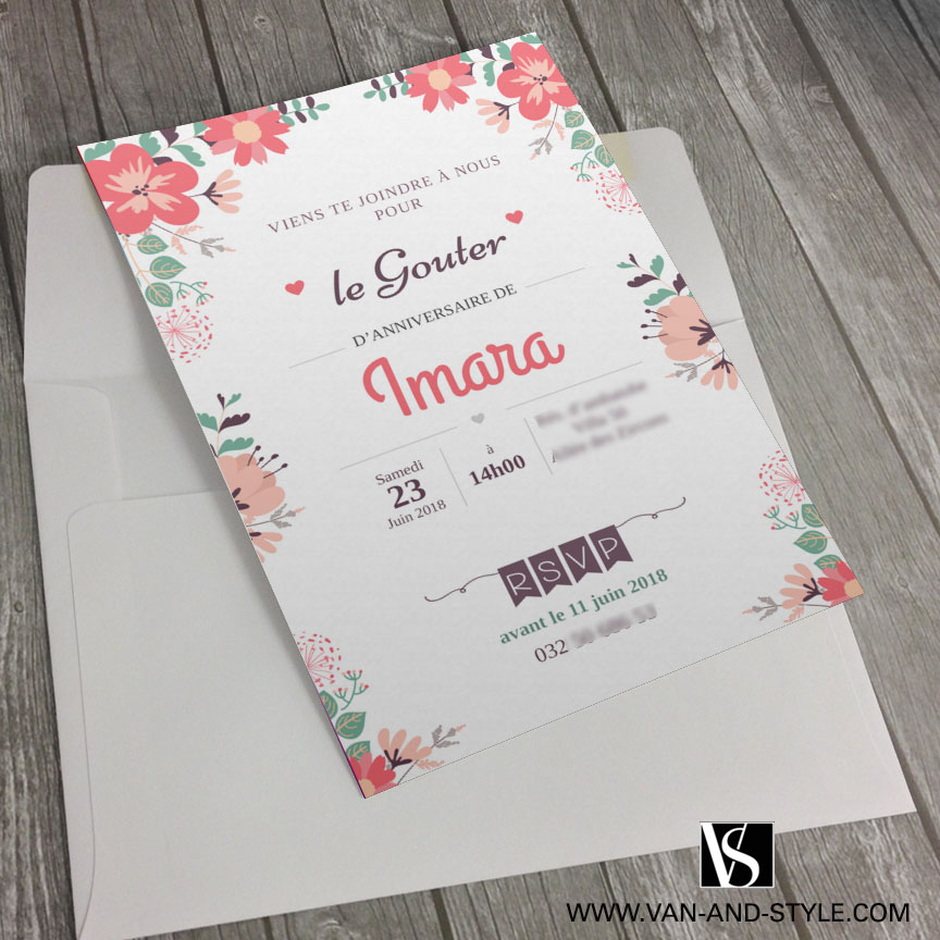 Invitation florale pour un anniversaire sous le thème des fleurs